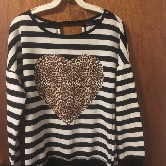 Sweaters - Sweatshirt EUC